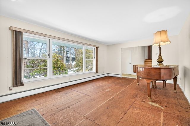 113 Crest Dr, Berkeley Heights Twp., NJ 07922