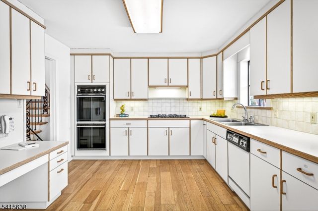 113 Crest Dr, Berkeley Heights Twp., NJ 07922