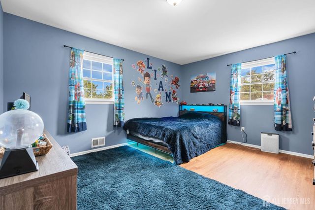 1 Macintosh Court, East Brunswick, NJ 08816