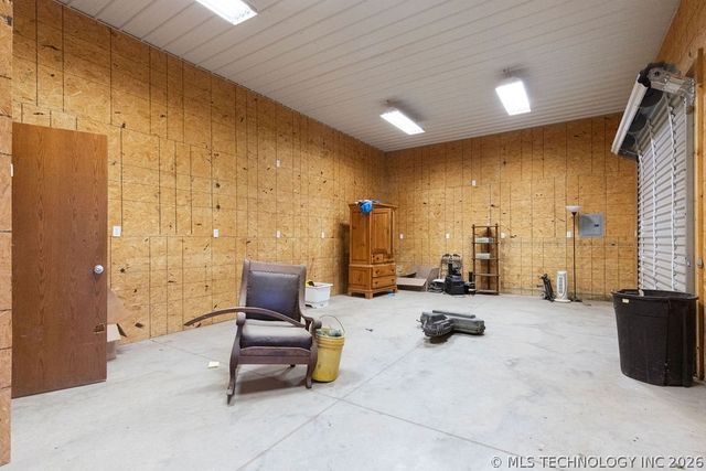 438929 E 230 Road, Vinita, OK 74301