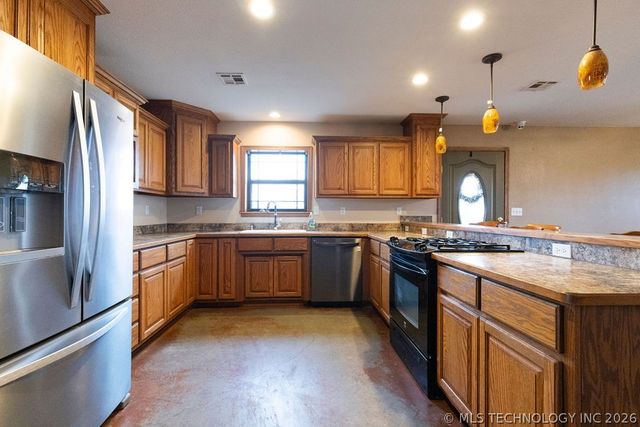 438929 E 230 Road, Vinita, OK 74301