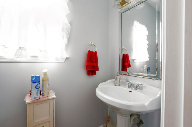1525 Bell Trace Dr, Antioch, TN 37013