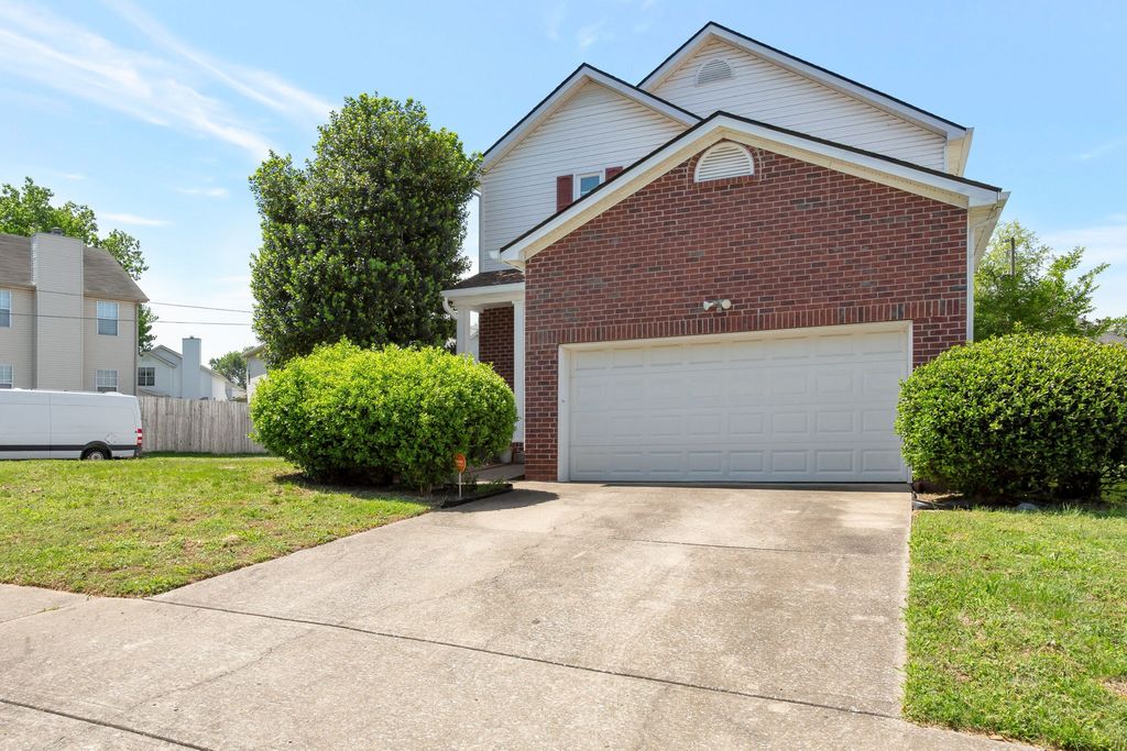 1525 Bell Trace Dr, Antioch, TN 37013