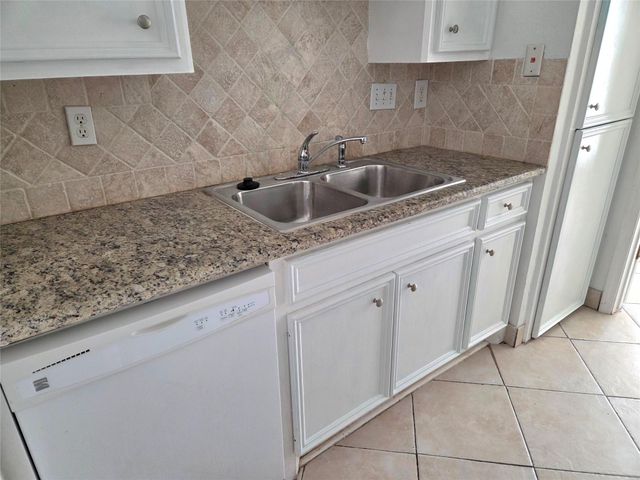 3220 69th Street F2, Galveston, TX 77551