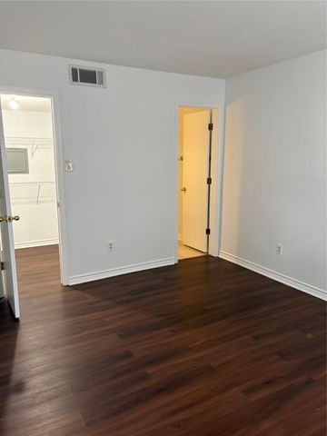 3220 69th Street F2, Galveston, TX 77551