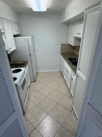 3220 69th Street F2, Galveston, TX 77551