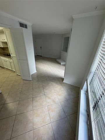3220 69th Street F2, Galveston, TX 77551