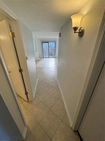 3220 69th Street F2, Galveston, TX 77551