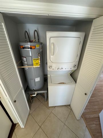 3220 69th Street F2, Galveston, TX 77551