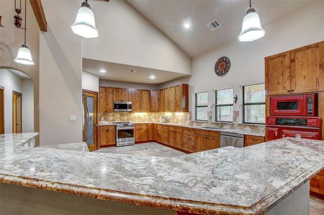 18197 Fm 619, Elgin, TX 78621