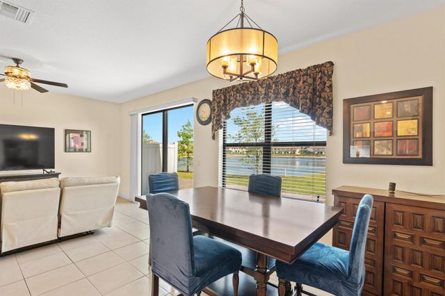 10008 W Villa Circle, Vero Beach, FL 32966