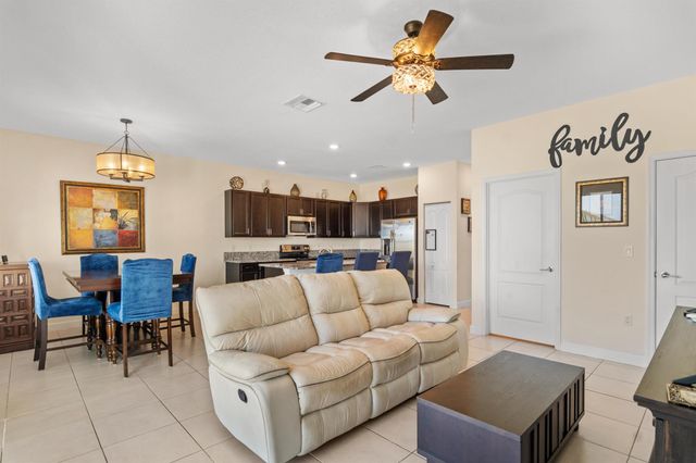 10008 W Villa Circle, Vero Beach, FL 32966