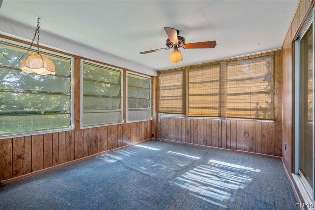 208 Manor Drive, Clay, NY 13212