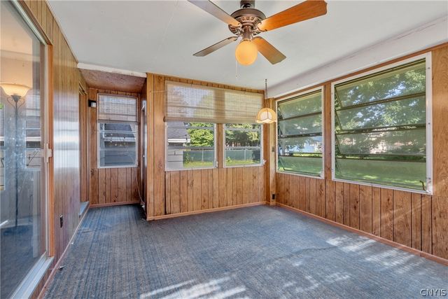 208 Manor Drive, Clay, NY 13212