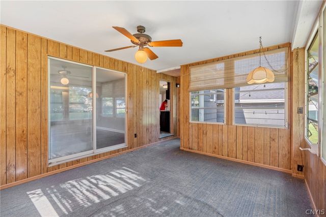 208 Manor Drive, Clay, NY 13212