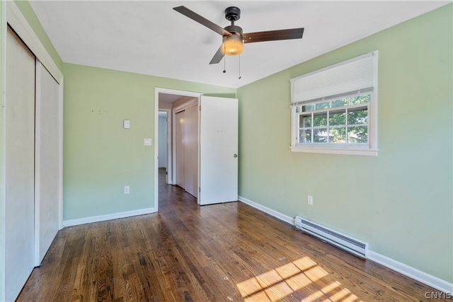 208 Manor Drive, Clay, NY 13212