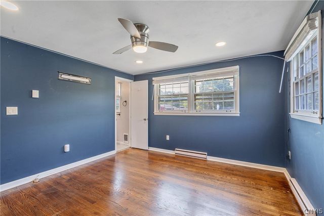 208 Manor Drive, Clay, NY 13212