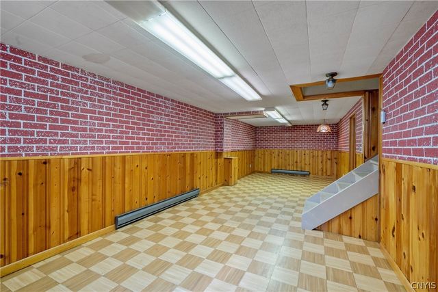 208 Manor Drive, Clay, NY 13212