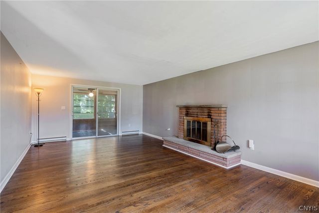 208 Manor Drive, Clay, NY 13212