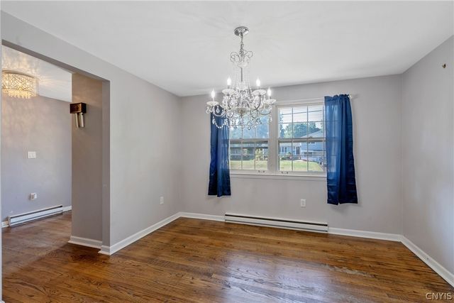 208 Manor Drive, Clay, NY 13212