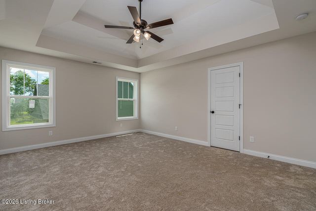 125 Broken Arrow Ct, Mt Washington, KY 40047