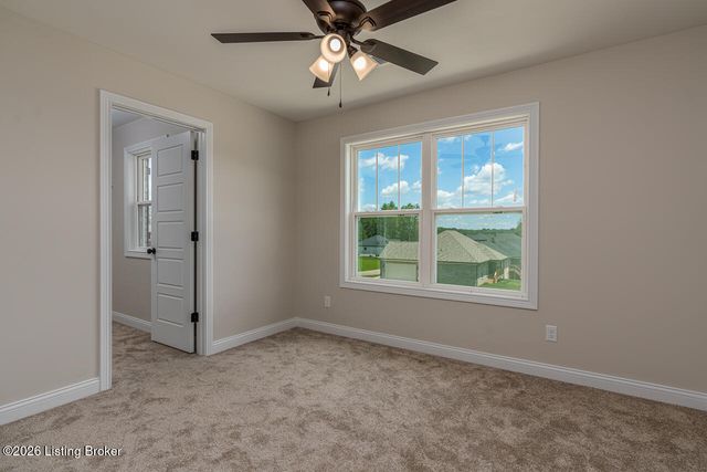 125 Broken Arrow Ct, Mt Washington, KY 40047