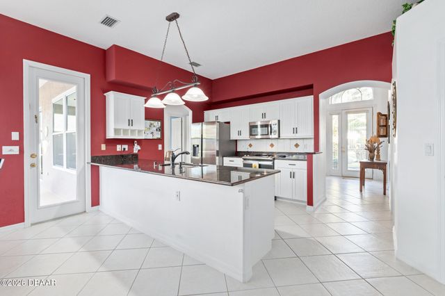 94 Bay Lake Drive, Ormond Beach, FL 32174