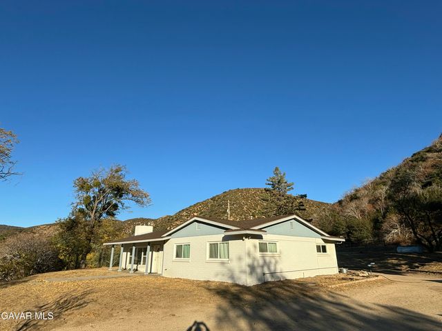 42930 Lake Hughes Road, Lake Hughes, CA 93532