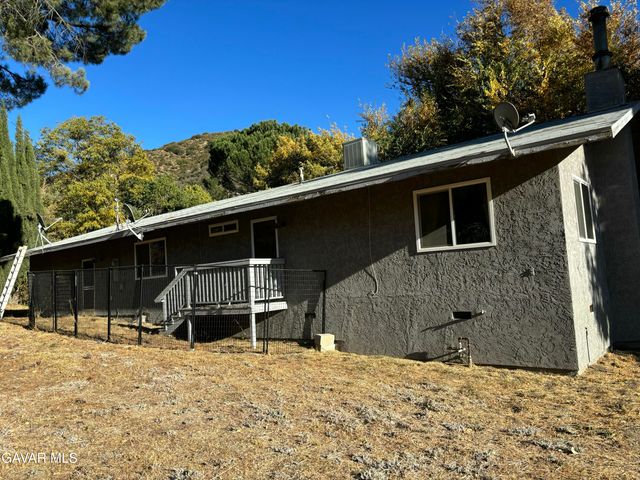 42930 Lake Hughes Road, Lake Hughes, CA 93532