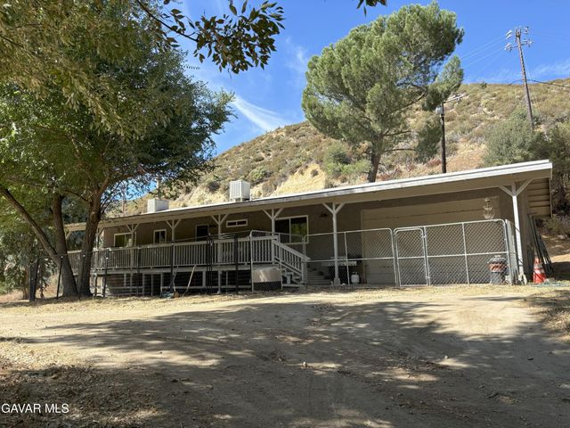 42930 Lake Hughes Road, Lake Hughes, CA 93532
