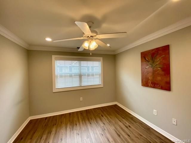 260 Adams Way 260, Sayville, NY 11782