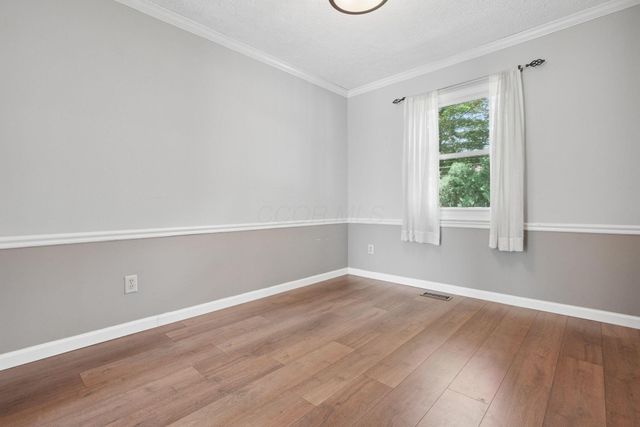 552 Indian Summer Drive, Columbus, OH 43214