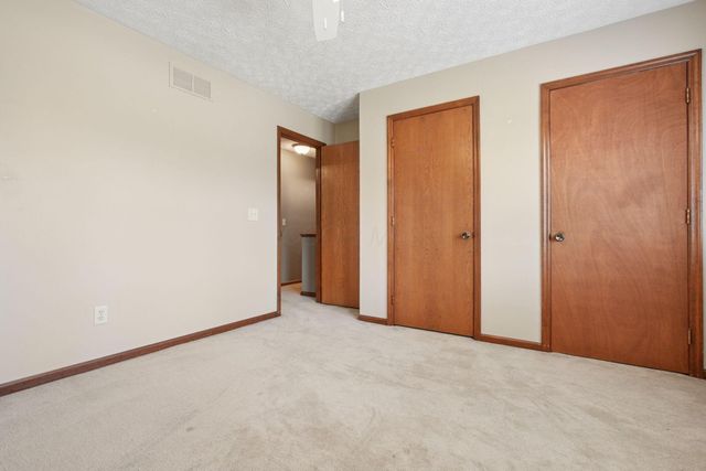 552 Indian Summer Drive, Columbus, OH 43214