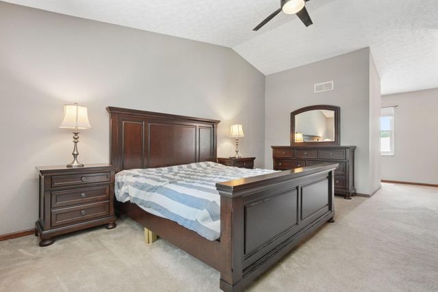 552 Indian Summer Drive, Columbus, OH 43214