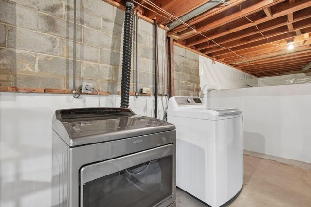 552 Indian Summer Drive, Columbus, OH 43214