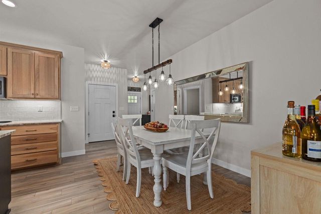 5084 N MILKWEED TRAIL, Appleton, WI 54913