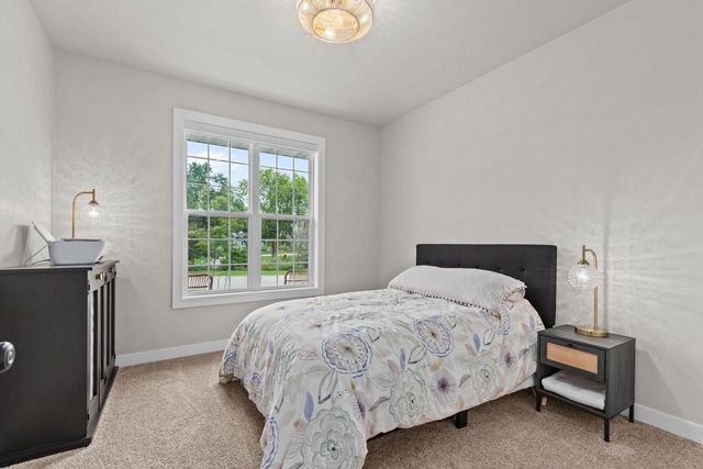 5084 N MILKWEED TRAIL, Appleton, WI 54913