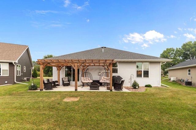 5084 N MILKWEED TRAIL, Appleton, WI 54913