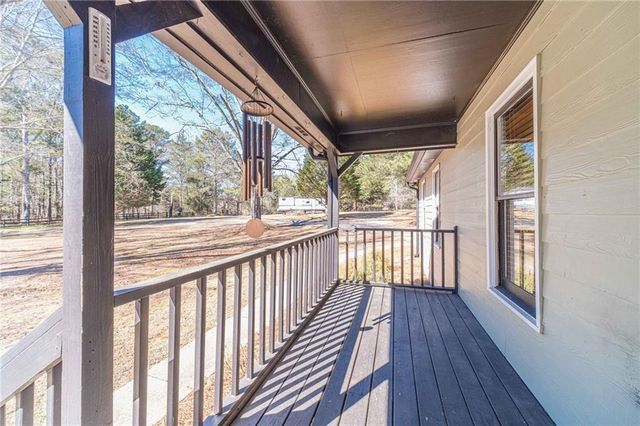 539 Knox Circle, Social Circle, GA 30025