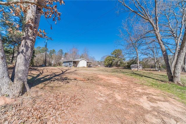 539 Knox Circle, Social Circle, GA 30025