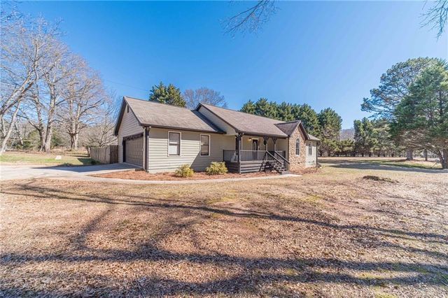 539 Knox Circle, Social Circle, GA 30025