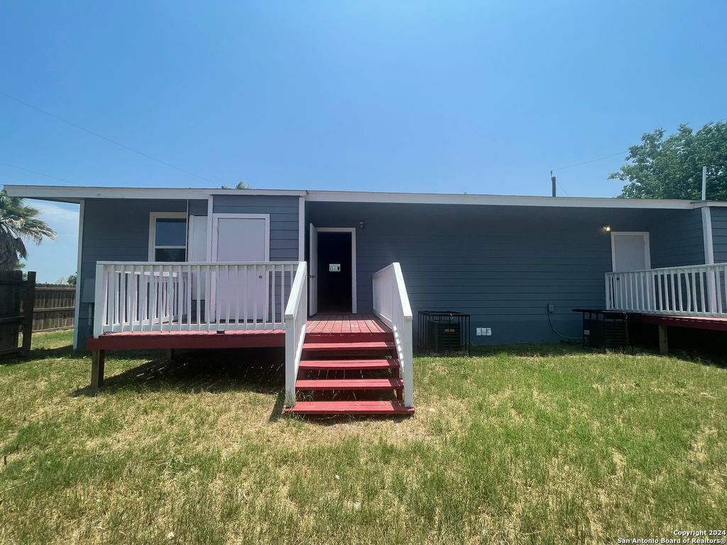 11221 MARTINEZ PASS A, Schertz, TX 78108