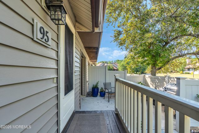 95 Cotswold Circle 3, Ocean Twp, NJ 07712
