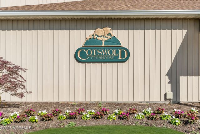 95 Cotswold Circle 3, Ocean Twp, NJ 07712