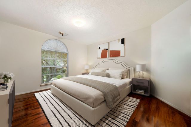 435 Wild Peach Place, Missouri City, TX 77459