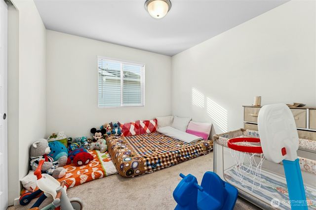 8430 32nd Place NE, Marysville, WA 98270