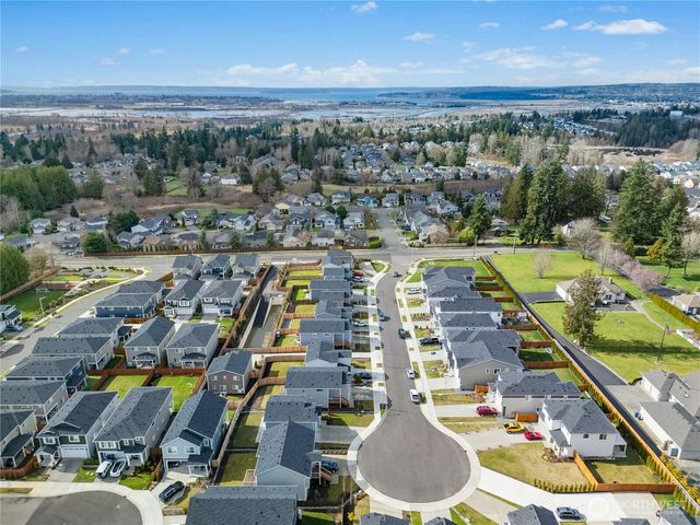 8430 32nd Place NE, Marysville, WA 98270