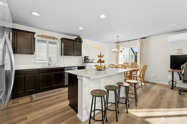 8430 32nd Place NE, Marysville, WA 98270