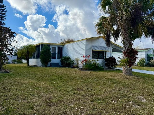 14463 Dalia Avenue, Fort Pierce, FL 34951