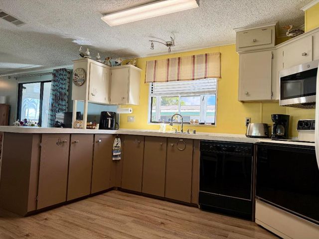 14463 Dalia Avenue, Fort Pierce, FL 34951